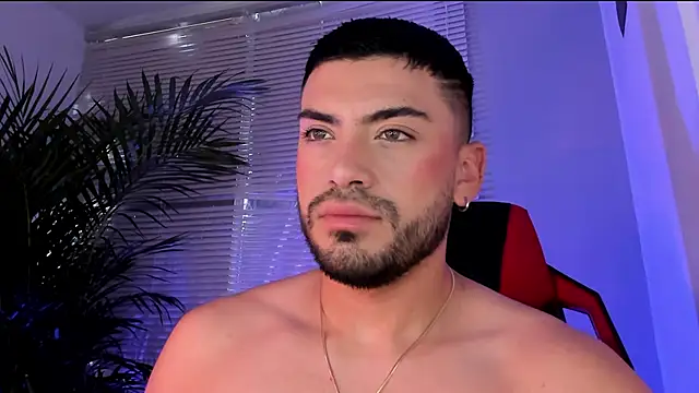 Alexander Diiaz online show from October 3, 2025, 12:02 pm