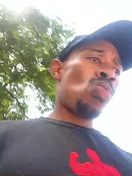 fitsexyman online show from December 2, 2025, 11:04 am