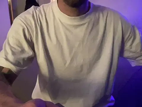 calientechota online show from September 12, 2025, 11:26 pm