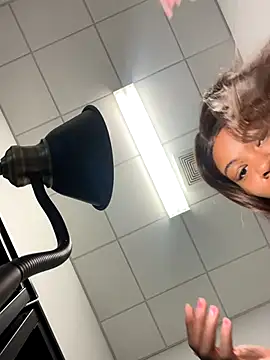 Idonotcherishu online show from October 1, 2025, 12:05 am