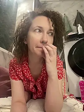 Snapshot of Kitty_Kisss chatting on March 10, 2026, 2:11 pm Kitty Kisss online show from March 10, 2026, 2:11 pm