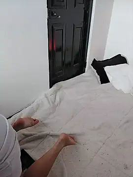 Eva Clark01 online show from October 31, 2025, 4:52 pm