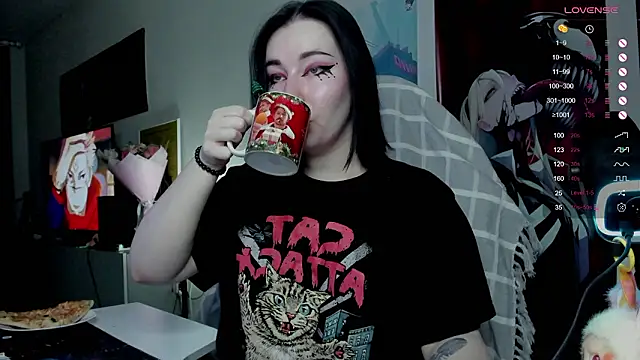 MargarettRose online show from February 5, 2026, 1:21 am