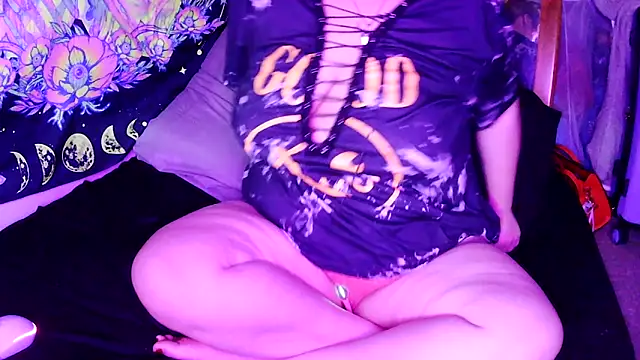 Snapshot of Princessblazed444 chatting on May 1, 2026, 9:30 pm Princessblazed444 online show from May 1, 2026, 9:30 pm
