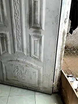 Tiffany-yy online show from October 24, 2025, 3:58 am