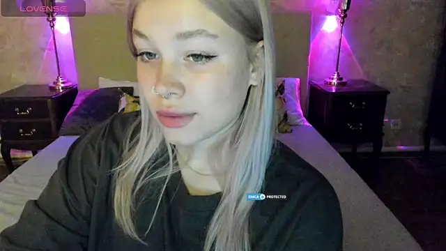 Diana Dream online show from November 13, 2025, 3:00 pm