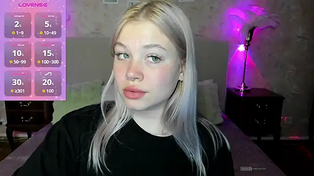 Diana Dream online show from November 16, 2025, 9:53 pm