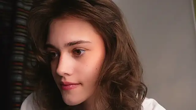 ttragedienne online show from November 10, 2025, 1:43 pm