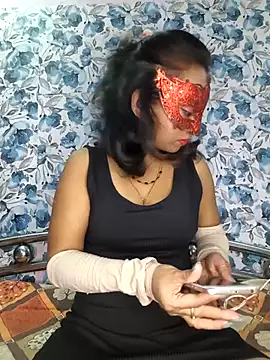 Snapshot of yours_sugar_babe chatting on November 19, 2025, 12:05 pm yours sugar babe online show from November 19, 2025, 12:05 pm