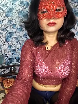 Snapshot of yours_sugar_babe chatting on November 24, 2025, 11:10 am yours sugar babe online show from November 24, 2025, 11:10 am