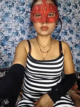 Snapshot of yours_sugar_babe chatting on November 29, 2025, 10:40 am yours sugar babe online show from November 29, 2025, 10:40 am