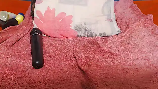 DarkNipple  online show from October 31, 2025, 1:06 am