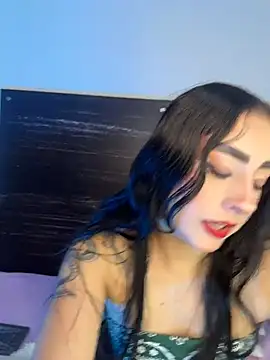 sharlot24 online show from June 28, 2026, 3:12 am