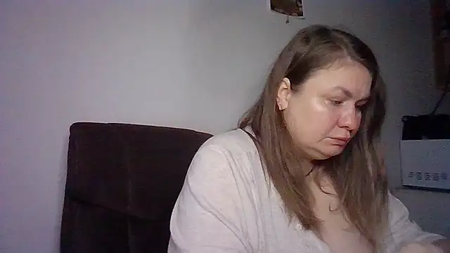 MartaXLove online show from November 10, 2025, 5:23 pm