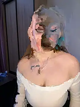 Snapshot of HoneyLace_ chatting on March 3, 2026, 12:11 pm HoneyLace online show from March 3, 2026, 12:11 pm