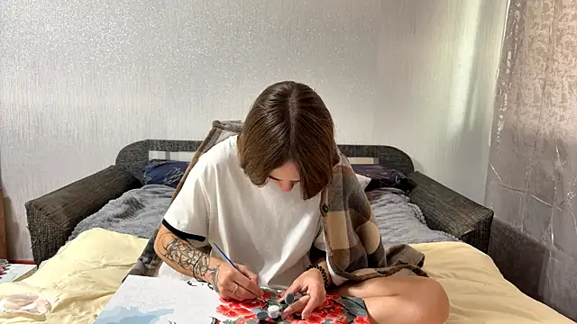 EvieDoll online show from September 25, 2025, 9:13 am