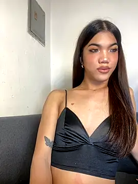 Snapshot of CassieSommereux chatting on October 10, 2025, 5:56 pm CassieSommereux online show from October 10, 2025, 5:56 pm