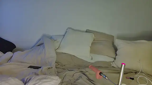 Horny mom40 online show from October 10, 2025, 8:41 pm