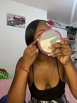 zaracollins01 online show from February 19, 2026, 11:01 pm