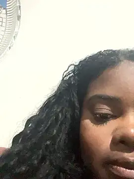 LunaSthena online show from January 8, 2026, 1:19 am