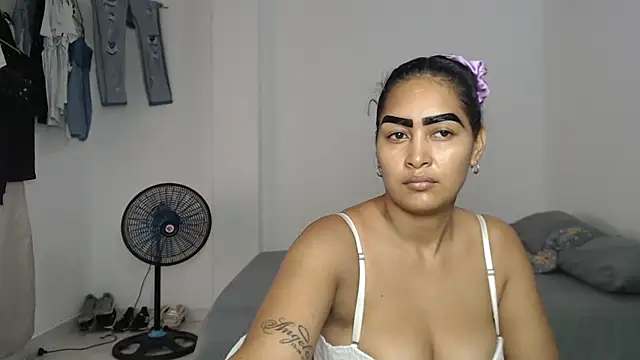 MichellSexxx online show from September 23, 2025, 7:06 pm