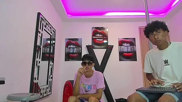 LONDON BOYS1 online show from September 12, 2025, 7:19 am