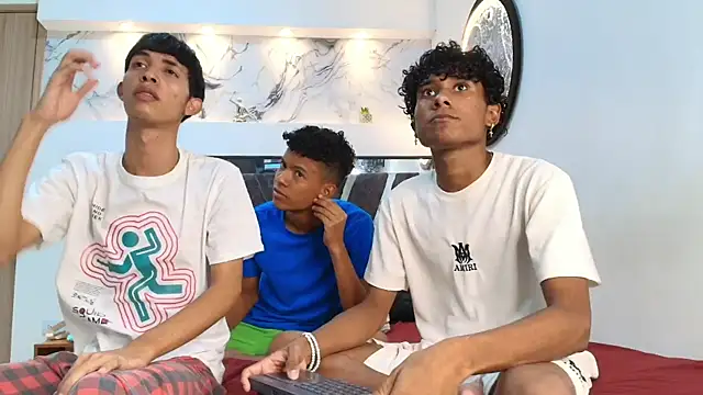 LONDON BOYS1 online show from October 3, 2025, 1:24 am