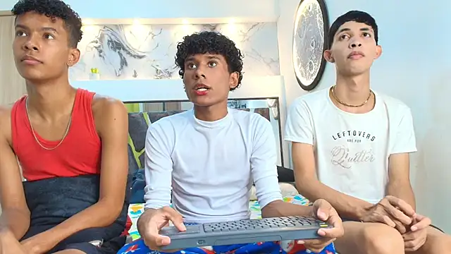 LONDON BOYS1 online show from October 7, 2025, 1:14 am