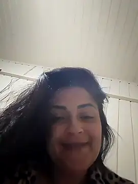 Thamiressssss online show from October 6, 2025, 3:26 am