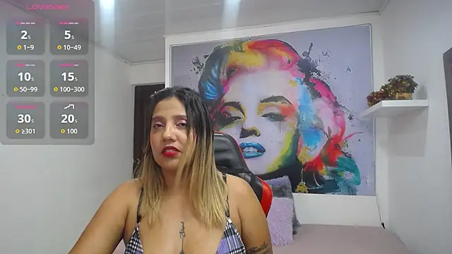 tiana breeze online show from October 18, 2025, 9:04 pm