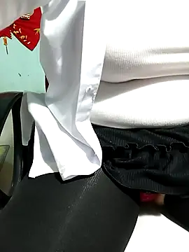 Snapshot of Tasu774 chatting on March 3, 2026, 11:43 pm Tasu774 online show from March 3, 2026, 11:43 pm