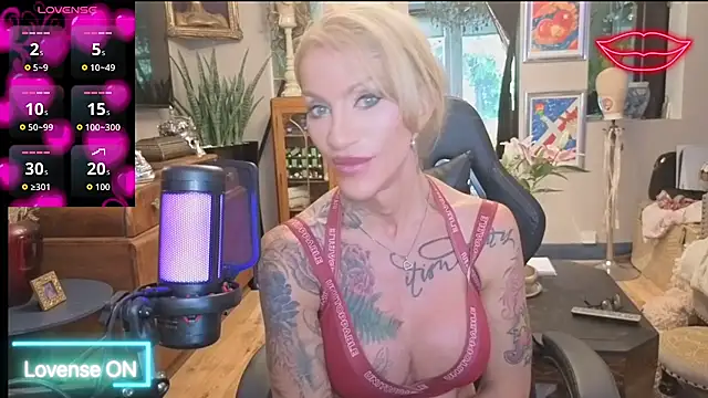 xl uk top trans online show from July 13, 2026, 11:46 am