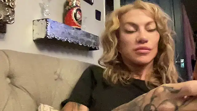 xl uk top trans online show from July 18, 2026, 6:17 am