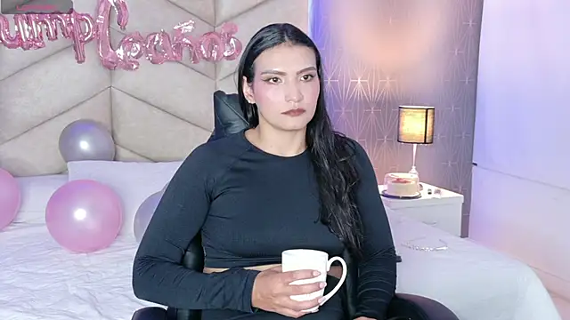 Snapshot of samiradoll chatting on October 24, 2025, 4:20 am samiradoll online show from October 24, 2025, 4:20 am