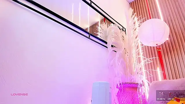 ArianaSantana online show from January 18, 2026, 12:53 pm