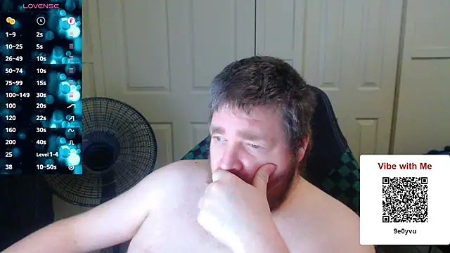 Snapshot of NeedyGlister chatting on November 25, 2025, 5:35 pm NeedyGlister online show from November 25, 2025, 5:35 pm