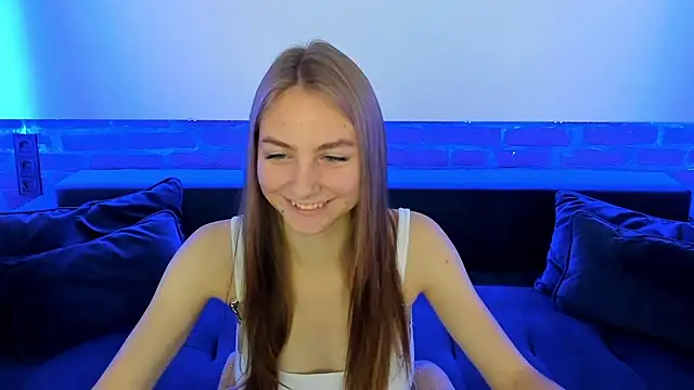 MilaAddams online show from October 3, 2025, 5:48 am