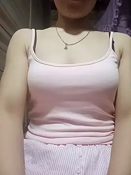 LucyyLy online show from June 24, 2026, 11:04 pm