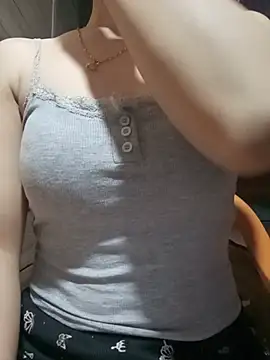 LucyyLy online show from August 2, 2026, 10:52 pm