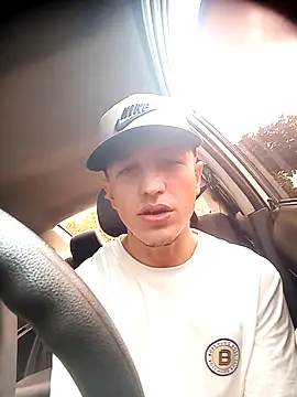 DebutingPathway online show from November 9, 2025, 1:09 pm