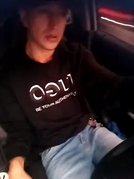 DebutingPathway online show from December 18, 2025, 11:16 am