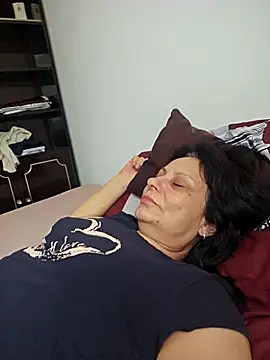 jessyca  online show from November 25, 2025, 9:20 am