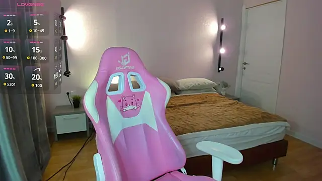 Snapshot of Belle_Wa1ker chatting on November 16, 2025, 1:00 am Belle Wa1ker online show from November 16, 2025, 1:00 am