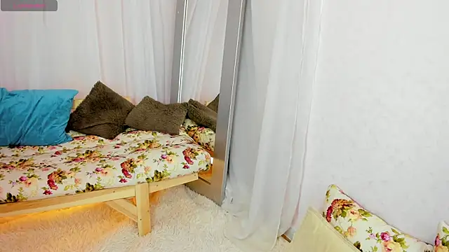 Snapshot of Belle_Wa1ker chatting on November 25, 2025, 1:05 am Belle Wa1ker online show from November 25, 2025, 1:05 am