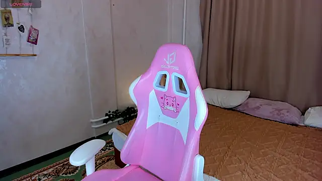 Snapshot of Belle_Wa1ker chatting on November 28, 2025, 1:08 am Belle Wa1ker online show from November 28, 2025, 1:08 am