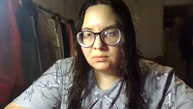 Vaessira online show from November 4, 2025, 6:07 pm