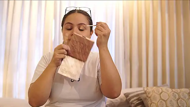 Tayler Kim online show from March 1, 2026, 3:58 pm