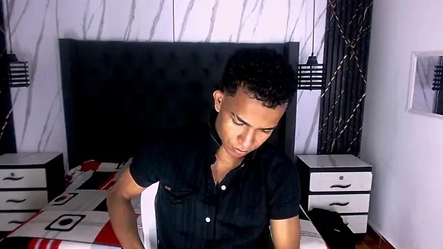 aston xvera online show from September 12, 2025, 3:39 am