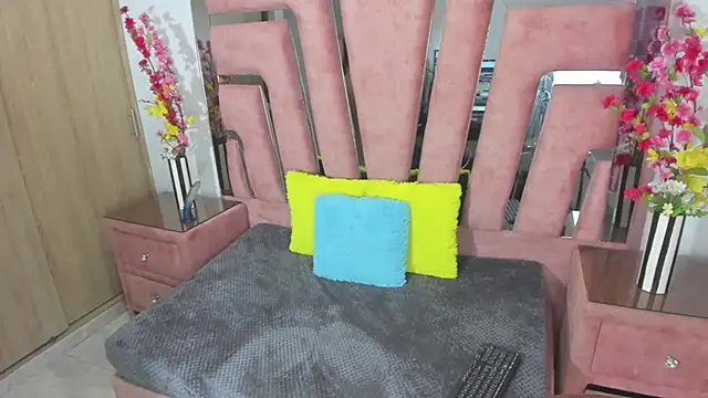 MaraKarly online show from March 31, 2026, 7:42 am