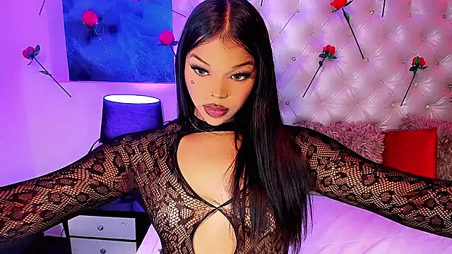 Valeria Swett  online show from February 13, 2026, 9:22 pm